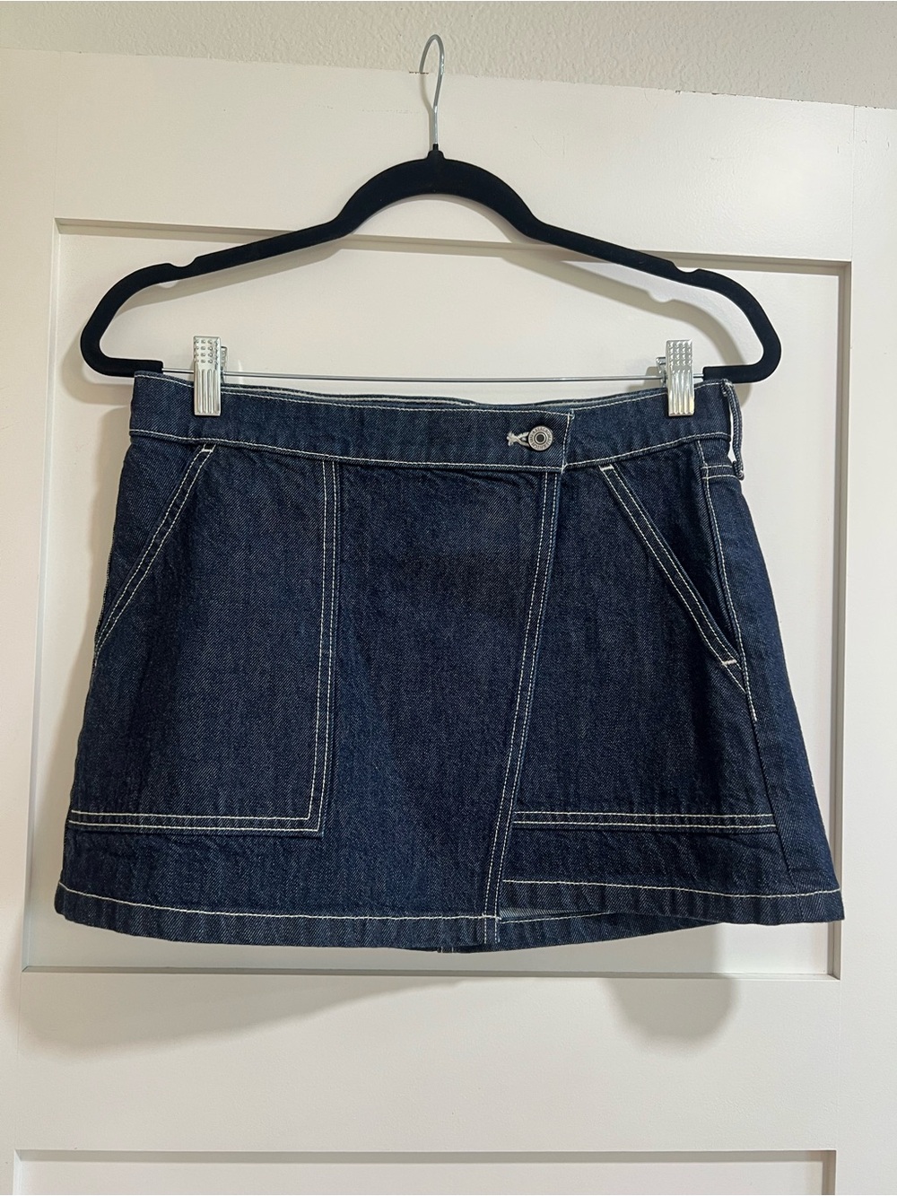 Abercrombie Denim Mini Skirt with Contrast Stitching - Dark Blue. Never worn